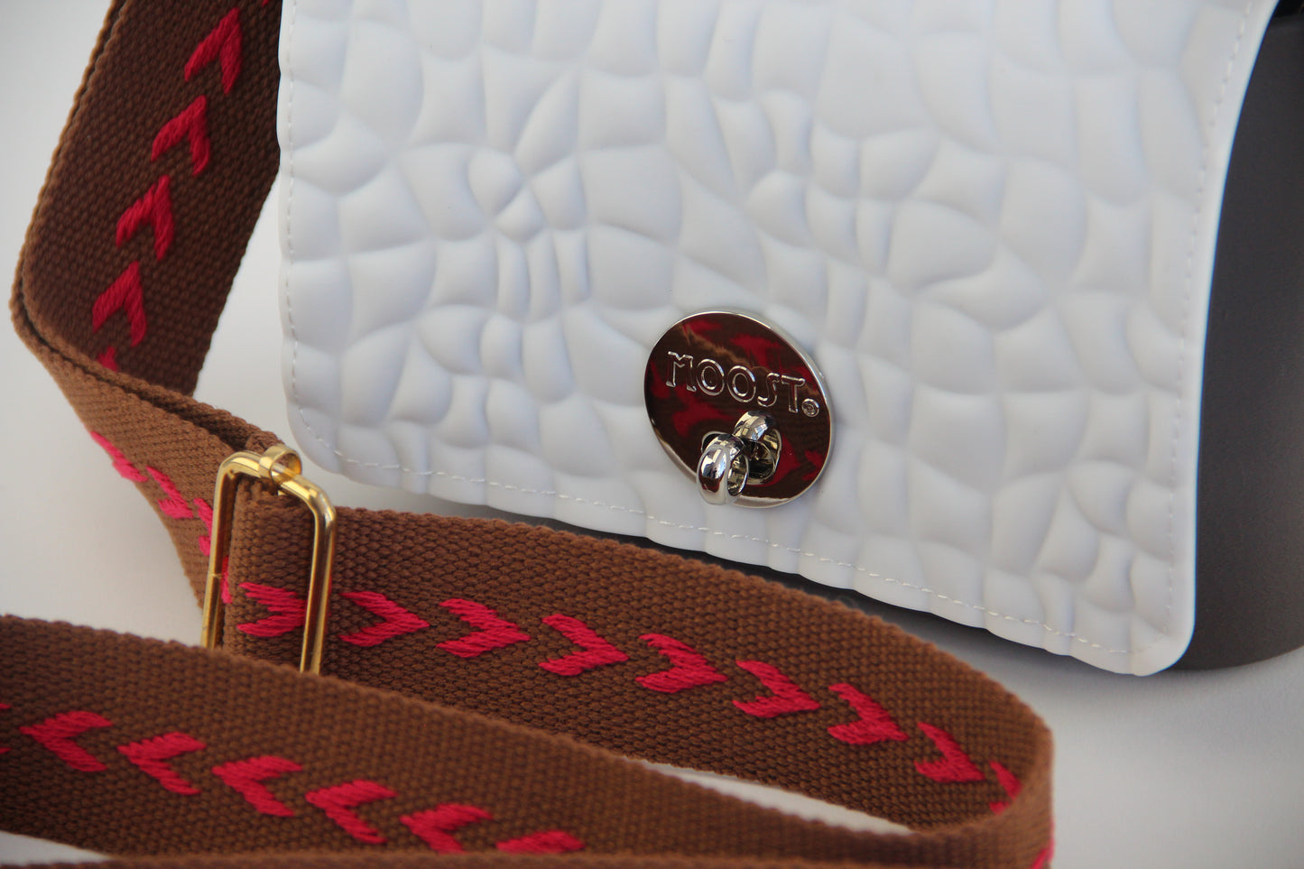 Saddle 'n Fuchsia Boho Strap
