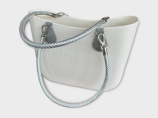 Silver on Gray Cross Hatch